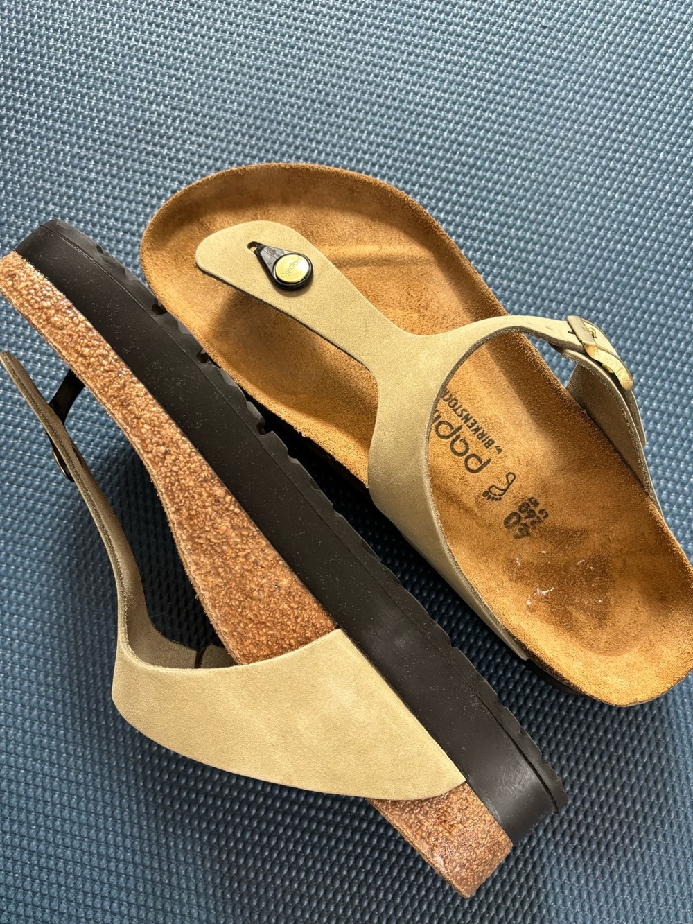 ⬇️🔥NWOT Birkenstock Gizeh sandals - Picture 4 of 5
